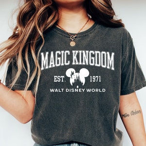 Comfort Colors Disney Magic Kingdom Tshirt,Disneyworld Est 1971 shirt,Walt Disney World Magic Kingdom 1971 Family Vacation Shirt