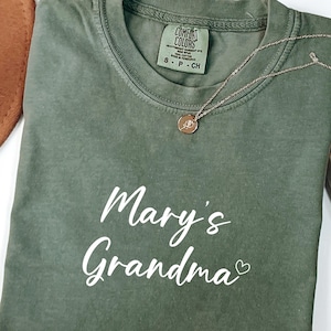 Custom Grandma T-Shirt, Mother&#39;s Day Gift, Woman Tee, Custom Grandma Shirt, Grandma Birthday Shirt,Gift For Mama,New Grandma Shirt,Mom Shirt