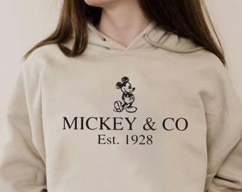 Mickey & Co Hoodıe,Disney Shirts,Disney sweatshirts,Dısney Trıp Sweater,Disney Friends Shirt,Mickey And Friends Shirt,Disney Group Shirt