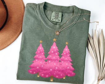 Weihnachten rosa Bäume Shirt, Weihnachten Shirt für Frauen, Weihnachten Shirt, süßes Weihnachtsbaum Shirt, Urlaub Winter Frauen Shirt, pink Liebhaber Shirt
