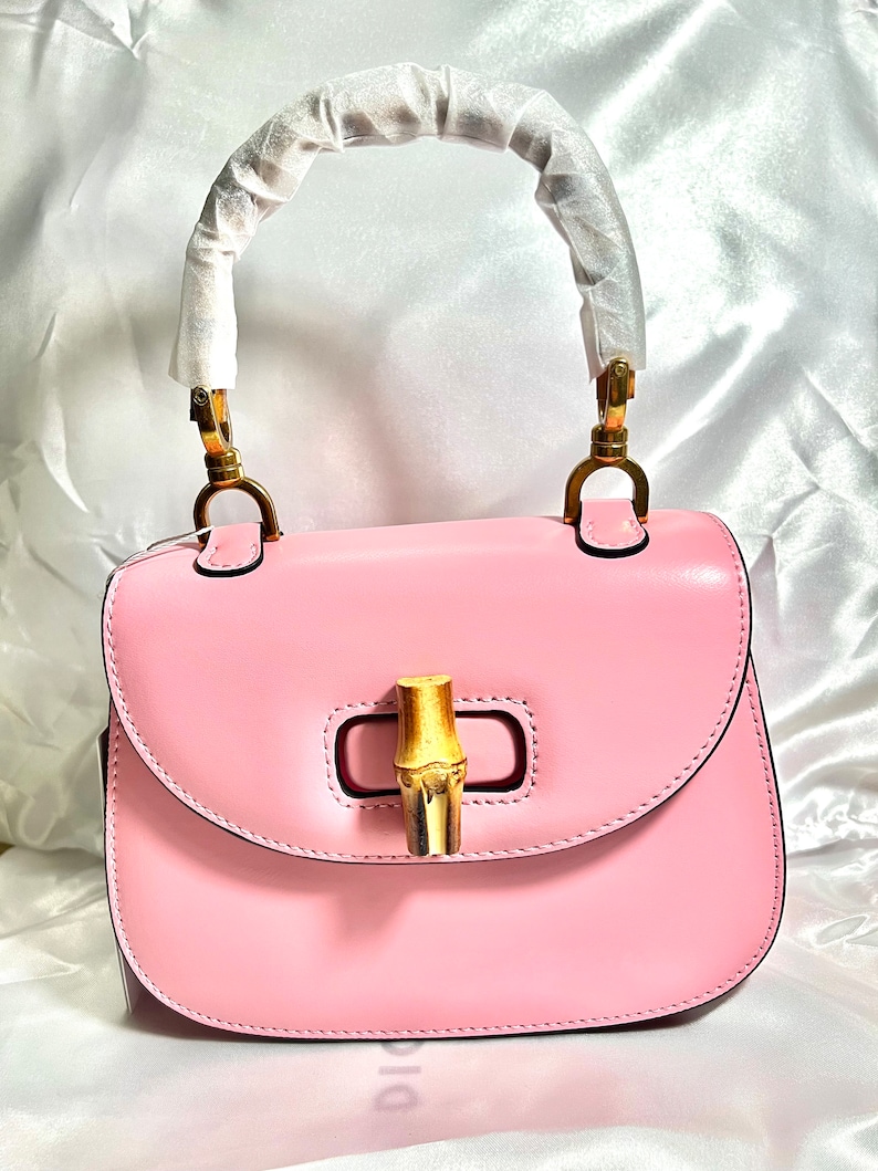 Pink Leather Crossbody Handbag image 2