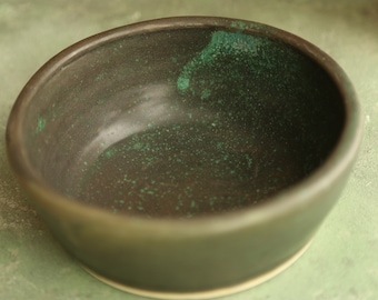 Vintage Emerald Green Pottery Bowl Handmade ceramic speckled