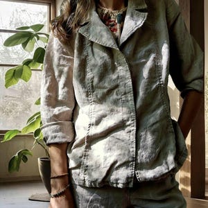 Women lightweight 100% Linen jacket collared, vintage buttonned shacket eco natural pure pockets beautiful gray S M neutral