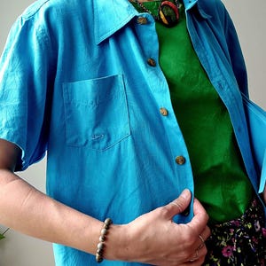 Vintage Silk Bright Blue Lightweight blouse buttoned shirt, spring summer M L 8 10 collared top aqua