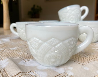 Vintage 1930s Westmoreland McKee Milk Glass Punch Mug set of 7 white