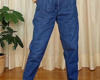 Vintage High Waist Jeans - Made in USA - Pleated Denim Pants - Tapered Leg - Classic Mom Jeans - Cotton - Dockers