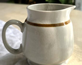 Vintage Mountain Wood stengods gräddkanna Japan beige brun randig spräcklig äkta stengods
