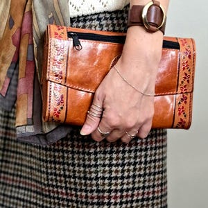 Handgefertigte Leder Geldbörse Portemonnaie Braun Clutch Geprägt 8 Fächer Vintage Wunderschöne Boho Handgefertigt