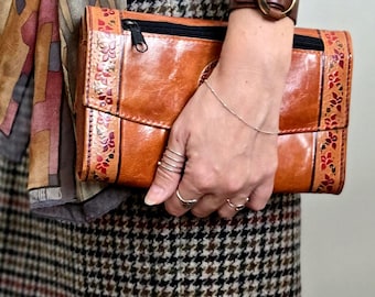Handmade Embossed Leather Clutch Wallet: Vintage Boho Purse