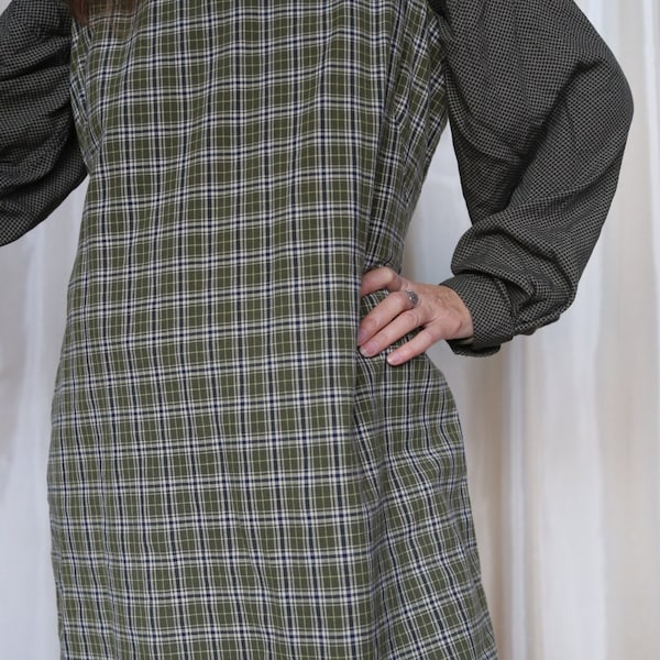 Plaid cotton v-neck sleeveless dress green Dark Academia vibes