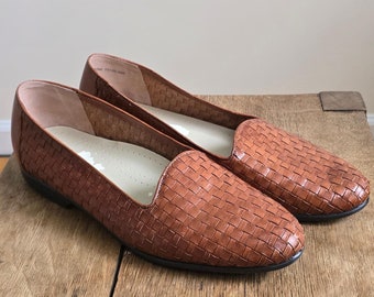 Leather woven slip-on loafers women's vintage brown comfort comfortable Dark Academia shoes Trotters 10