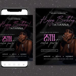 Puede incluir: Invitaci&oacute;n a una fiesta de cumplea&ntilde;os negra y rosa con una foto de una mujer con un vestido negro. La invitaci&oacute;n dice "&iexcl;Feliz cumplea&ntilde;os! Tatianna" y "Por favor, &uacute;nase a nosotros para la fiesta de rodeo del 25 aniversario de Tatianna".