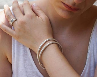 SILVER925 ROUND BANGLE/BRACELET/シルバー/ブレス 925 Sterling Silver Bangles,handmade Carving Bangle