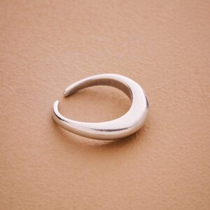Silver thin soft curve ring image 2