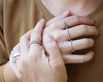 Silver thin wavy hammered band open ring, open adjustable silver ring, stacking delicate rock ring, stackable festival fashion retro ring