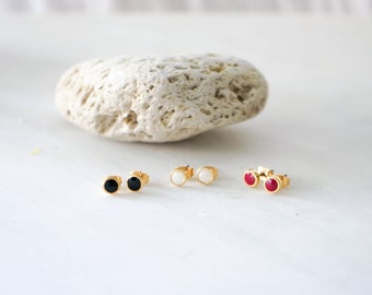 Gold Stud Earrings w/t White/Burgundy/Black Enamel, Dainty gold studs Minimalist Simple Everyday Earrings, Gift For Mom, Bridesmaid's gift