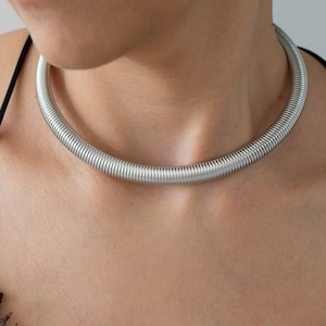 Silber übergroße Schlangenkragenhalskette
