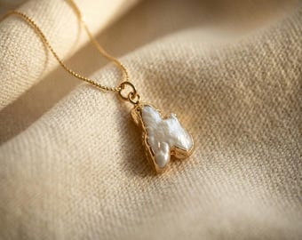 Pearl Pendant Necklace, Stainless Steel Flat S Chain