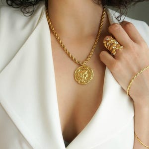 Gold athena goddess coin pendant stainless steel rope chain necklace, grecian medallion ancient greek, chunky rope chain choker, gift r her