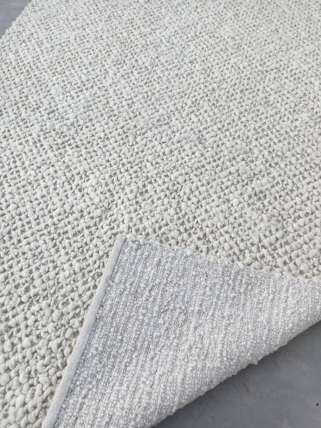 Hand Knitted Soft Wool Indoor Area Rug, Chunky Wool Rug, Bedroom Rug