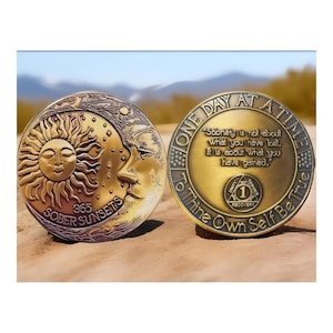 One Year Sober Sobriety Coin - 1 Year AA Medallion Token Prayer in Recovery - Alcoholics Anonymous Yearly Celebrate Gift