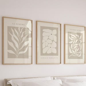 Sand Beige & Creme 'La Boheme' Drucke: 3er Set | Neutral Mid-Century Modern Schlafzimmer Drucke | Paris Botanische Kunst für Beiges Wohnzimmer