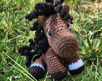 Soft Amigurumi Pony – Handmade Safe for All Ages – Personalized Gift - Peluche cheval au crochet personnalisable – Fait main –