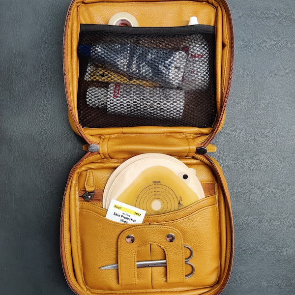 Stoma Case Stoma Ostomy Bag Travel Case with FREE Cover & Colostomy Stoma Bag Case, Now Travel With Confidence