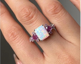 Einzigartige Opal Turmalin Verlobungsring Pear Cut Gems Art Deco Wedding Band 3 Stein Einzigartige Frauen Braut Versprechen Ring Geschenk