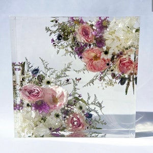 Wedding Bouquet Flower Preservation Booking Deposit | Funeral Flower Keepsake Gift in Resin - Square - Various Shapes and Sizes
