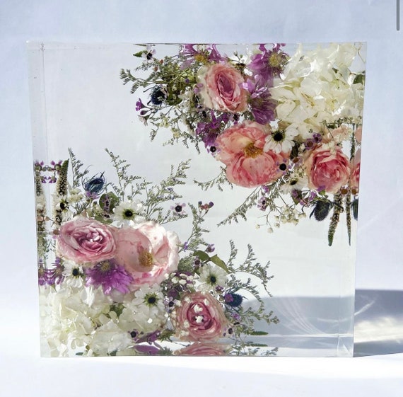 Wedding Flower Preservation | Save Your Bouquet in Resin | Preserved Funeral & Memorial Flower Keepsake Gift, Bespoke Resin Art Block/Square