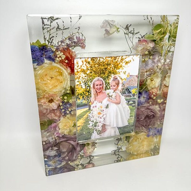 Resin Funeral Flower Preservation Bereavement Gift | Sentimental Heart Sympathy Keepsake for Funeral, Memorial Flower Drying - DEPOSIT ONLY image 4
