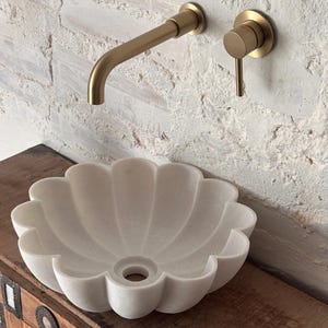 Hand-Carved Petra Marble Vessel Sink: Fluted Stone Bathroom Basin