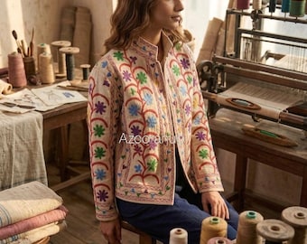 Chaqueta Suzani de hermoso diseño, chaqueta de fiesta para hombres y mujeres, chaqueta estilo boho hippie con bordados únicos.
