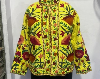 Chaqueta bordada Suzani hecha a mano: abrigo de fiesta bohemio hippie