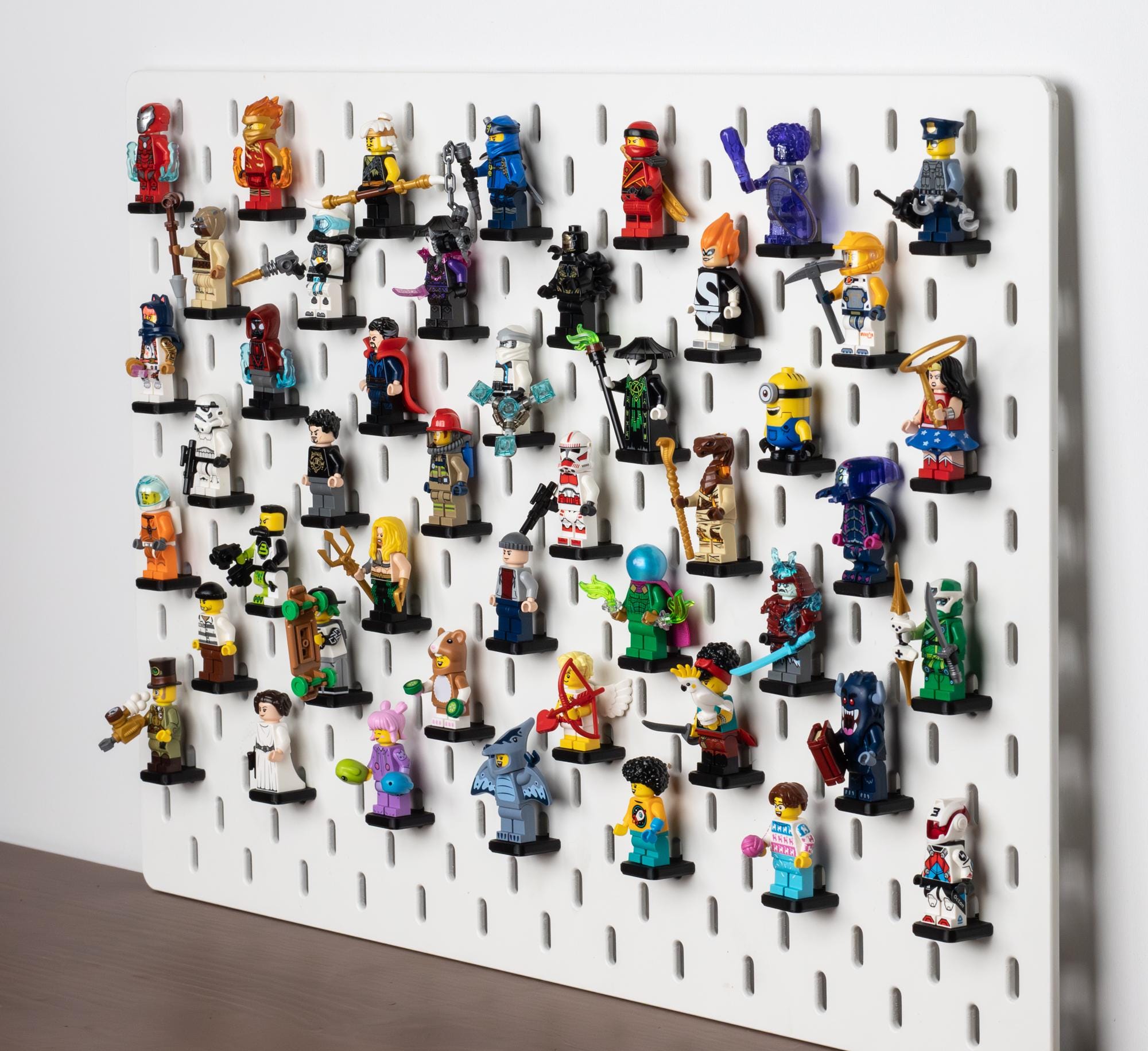 IKEA SKADIS - LEGO Minifigure Holder for Pegboard • Wall Hanging ...