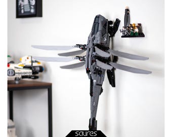 Dune LEGO Ornithopter & Minifigures Wall Mount Display Dune LEGO Ornithopter & Minifigures Wall Mount Display