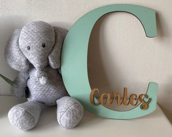 Large initials (↑30cm) with personalized name - personalized wall decoration - children's room - wall decoration - Candy bar