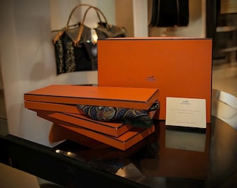 Hermēs Paris, Original Vintage Set med 4 Hermès Orangeaskar – Lyxig Förvaring & Display