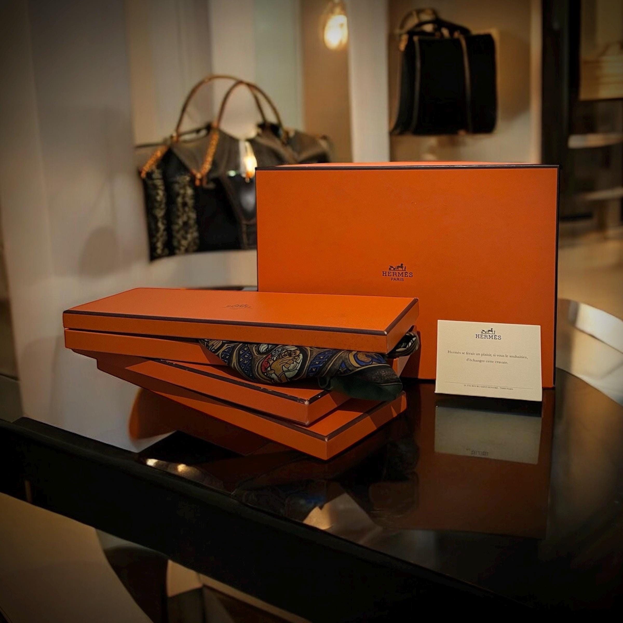 HERMES ショッパー・ボックスセット HERMES & CHANEL ギフトボックスセット - メルカリ