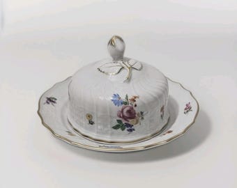 Hutschenreuther Form Dresden butter dish with lid, porcelain, floral, gold rim
