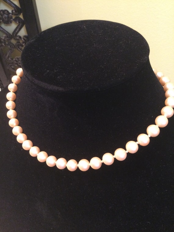 Marvella faux pearl choker handknotted vintage ne… - image 2