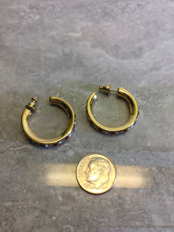 Vintage Monet hoop earrings gold plated red and w… - image 6