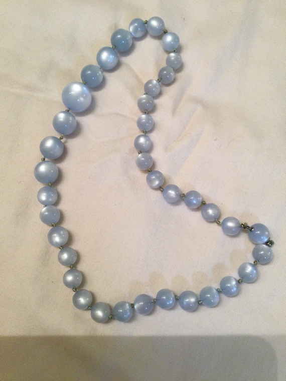 Vintage blue lucite moonstone beaded collar neckla