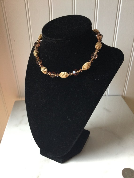 LISNER gold and glass bead collar necklace