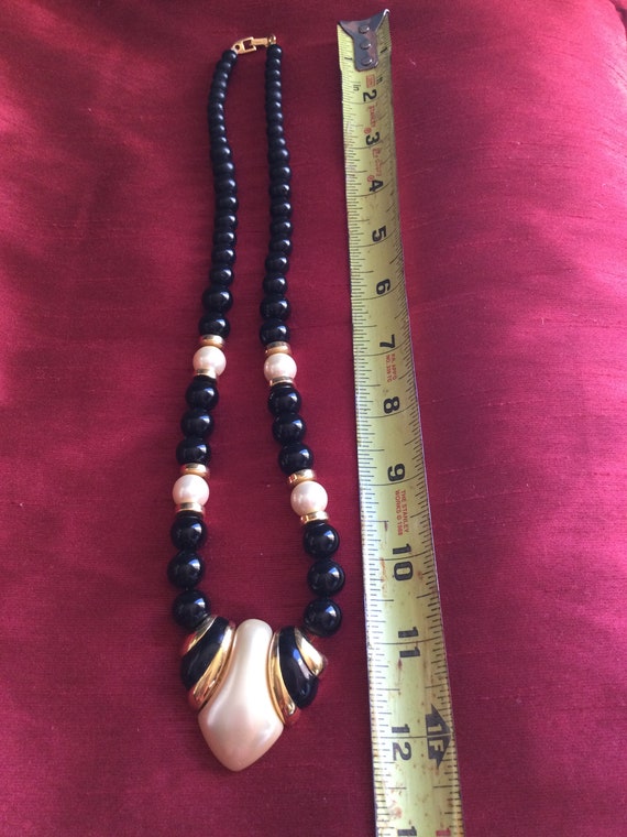 NAPIER bold statement necklace vintage - image 4