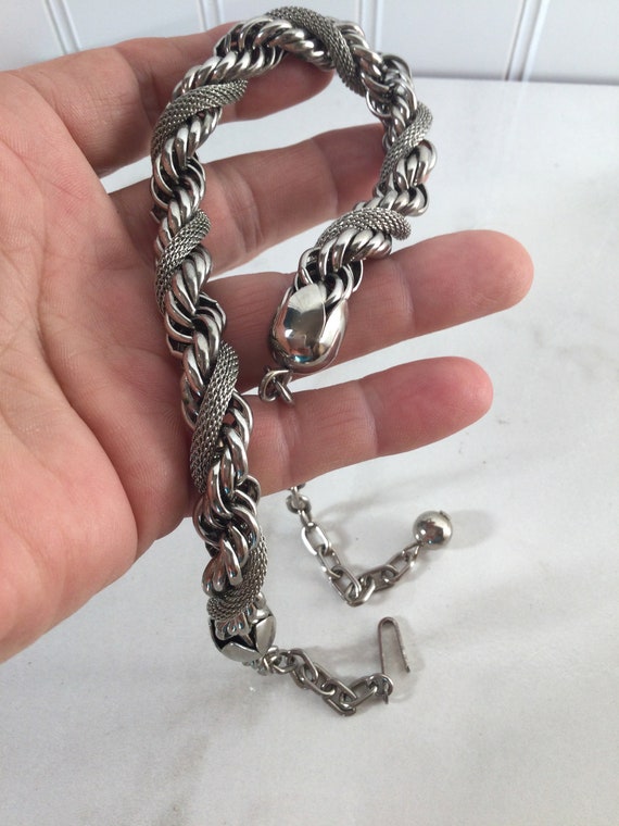 Chunky Bold Chain Choker - image 6