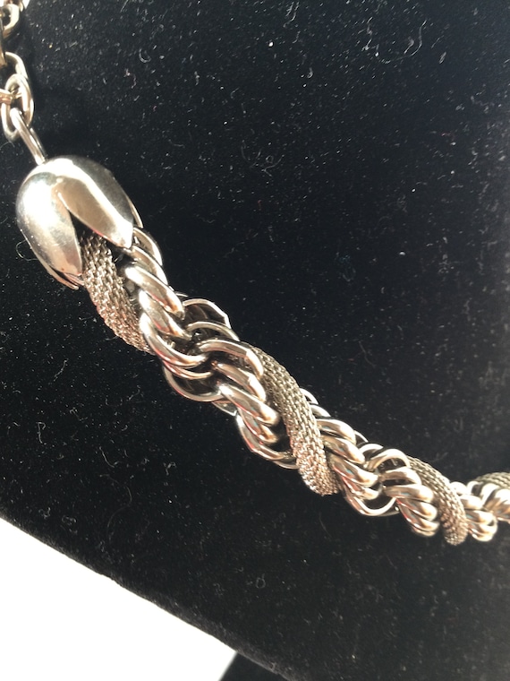 Chunky Bold Chain Choker - image 4