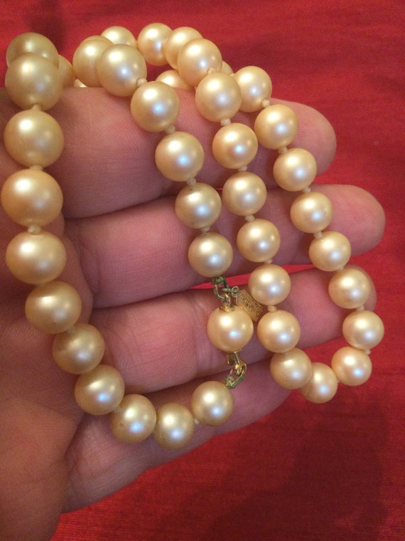 Marvella faux pearl choker handknotted vintage ne… - image 6
