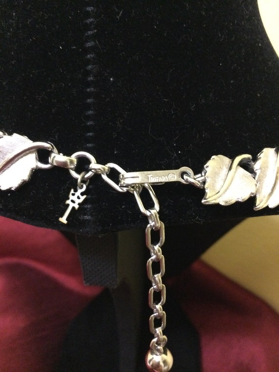 VTG TRIFARI leaf choker collar necklace silver to… - image 3